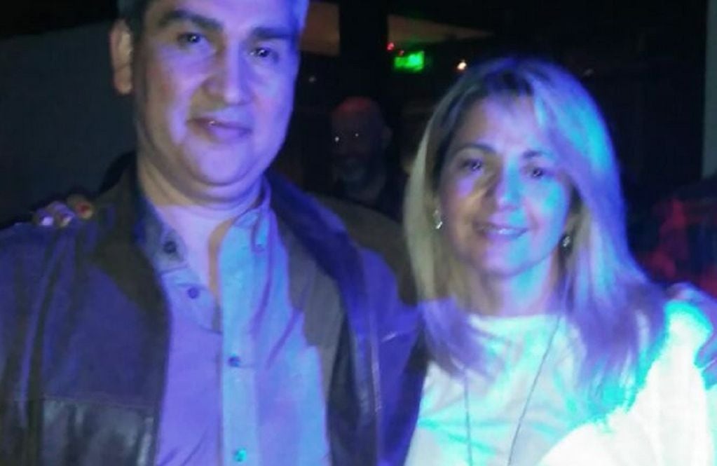 Sonia Garberoglio, la mujer asesinada en Maipú, y su esposo Juan Carlos Romero, ambos de 51 años (Facebook)