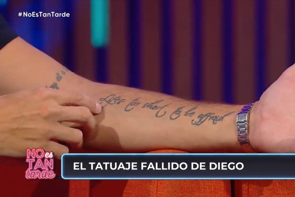 El doble error en el tatuaje de Poggi. (Captura de pantalla).