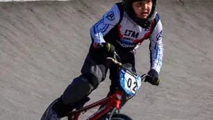 Agustín, el niño que movilizó a Mendoza luego del robo de su bicicleta, es el mejor de América y del país. Foto: Instagram @acbim.bmx