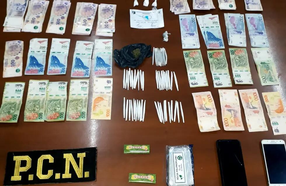 A través de una denuncia por la línea Fonodroga, Policía Contra el Narcotráfico incautó drogas en Guaymallén. | Foto: Prensa Ministerio de Seguridad