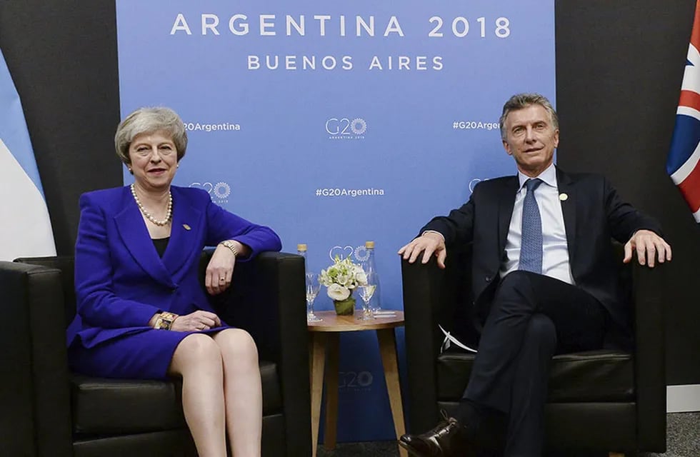 Macri con Theresa May: reunión positiva, breve y con promesas de fortalecimiento bilateral