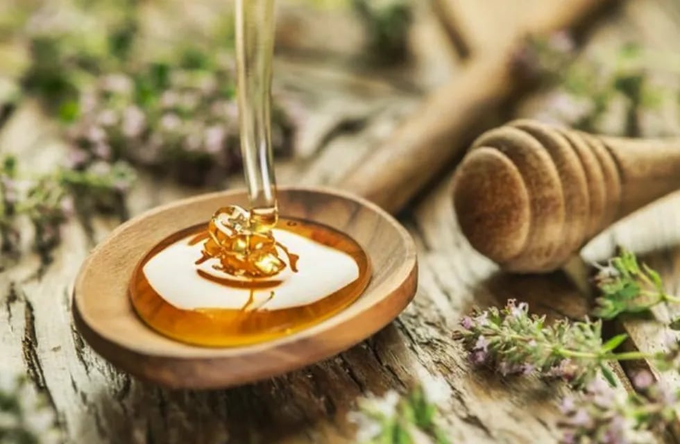consejos para reconocer la miel pura de la adulterada.