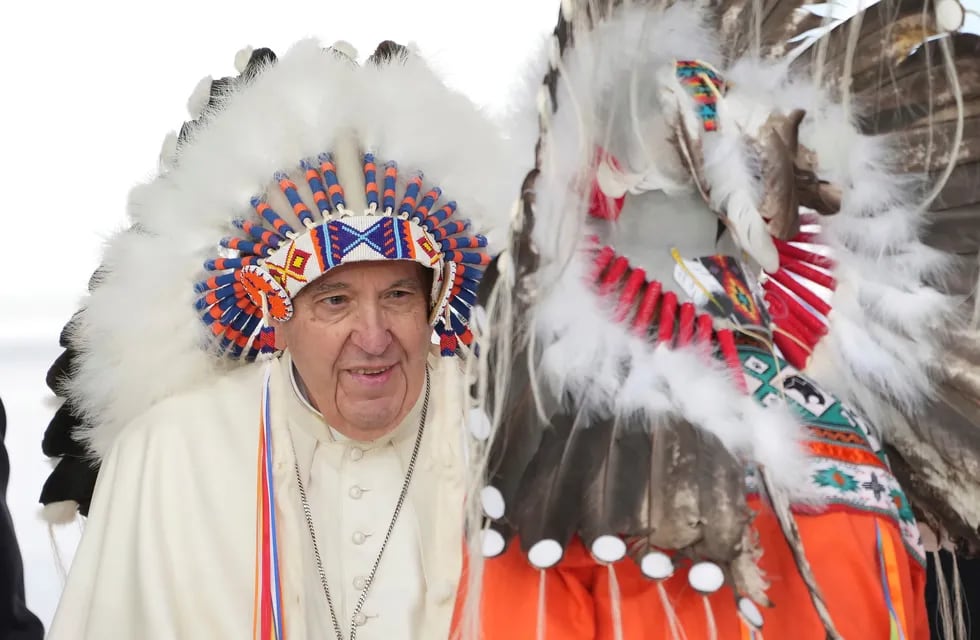 El papa Francisco le pidió perdón a los pueblos originarios en Canadá. (AP)