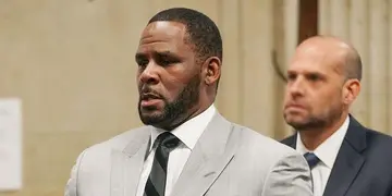 Condenaron al cantante R. Kelly a 30 años de cárcel por delitos sexuales