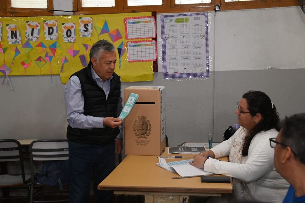 Votó Alfredo Cornejo. Foto: Gentileza.
