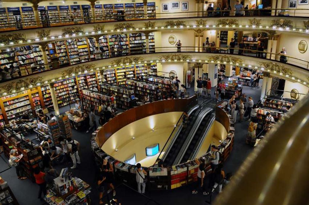 
Única. La librería El Ateneo, una de las más lindas del mundo. | Clarín
   