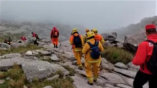 Comenzó el operativo de rescate de los estudiantes que quedaron varados en el cerro.