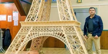 Construyó una Torre Eiffel con fósforos en 8 años, pero Guinness le denegó el récord por un motivo insólito