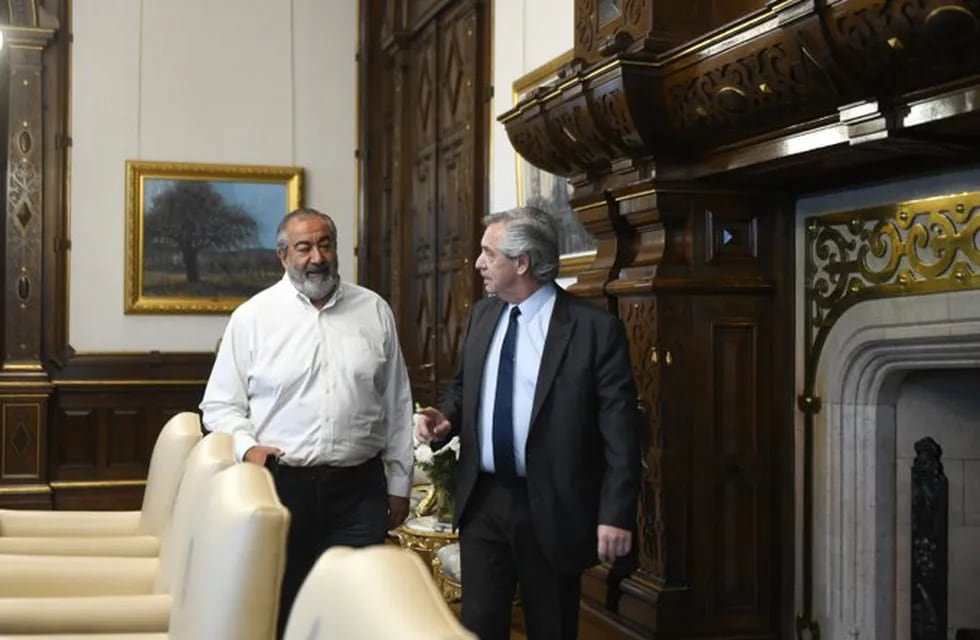 Alberto Fernández se reunió este jueves con el referente de la CGT, Héctor Daer. Foto: Twitter/@alferdez