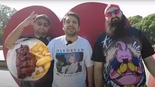 Youtubers chilenos vinieron a Mendoza en busca del mejor bife de chorizo del país