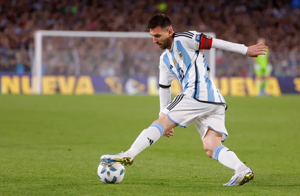 Lionel Messi será, otra vez, la máxima atracción en La Bombonera. EFE/ Juan Ignacio Roncoroni
