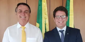 Jair Bolsonaro y Mario Frías