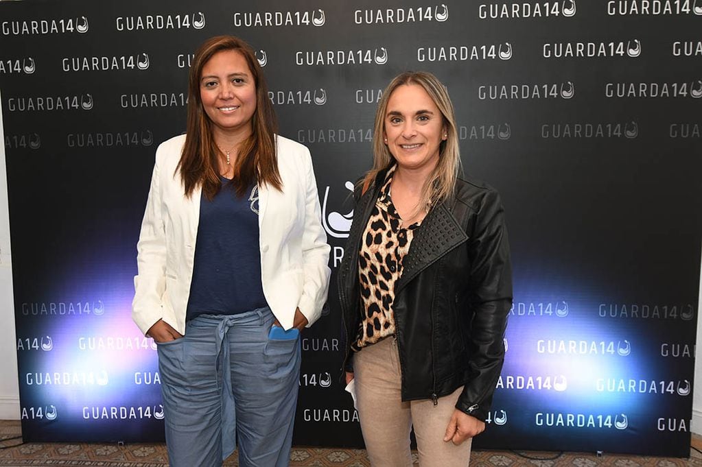 Cintia Vargas y Claudia López de Radio Mitre