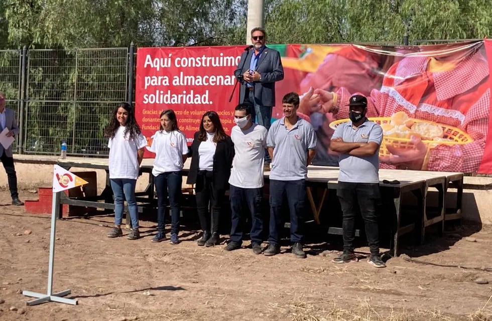 Banco de Alimento Mendoza realizó un acto en conmemoración a sus 20 años y anunció la construcción de su casa propia, con sede en Godoy Cruz.