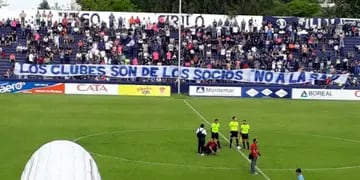 El simpatizante de Independiente Rivadavia se expresó en contra de la Sociedad Anónimas Deportivas. “Los clubes son de los socios”. 