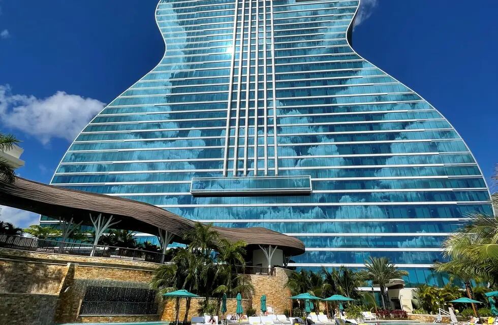 Guitar Hotel en Seminole Hard Rock Hotel & Casino Hollywood, Florida. Créditos: Ron Hull / Kuraray.