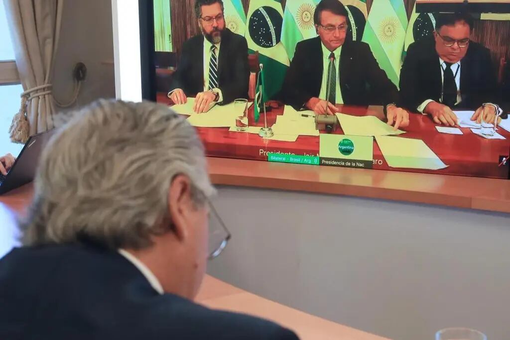 Alberto Fernández mantuvo una videoconferencia con Bolsonaro.