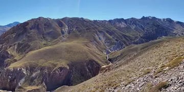 Regreso, el documental en el cerro El Sosneado de Tato Moreno