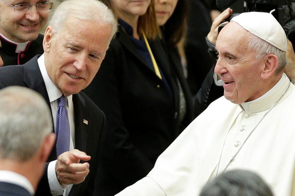 Joe Biden y el papa Francisco tienen buena relación.