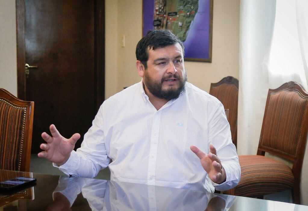 Sergio Uñac mantuvo un encuentro con con el alcalde chileno Yerko Galleguillos Ossandón y destacaron los beneficios de Agua Negra. Gobierno de San Juan.