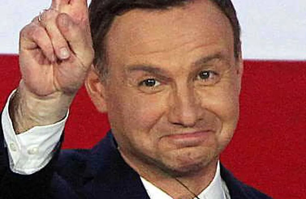 El presidente de Polonia admite derrota frente a la derecha