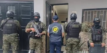 Detuvieron a una mujer policía y su hijo en Rosario