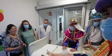Los Reyes Magos visitaron el hospital Notti