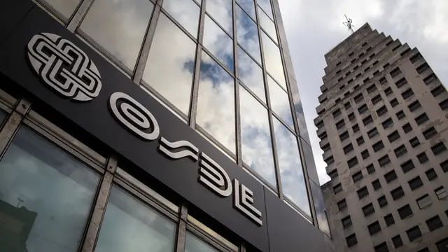 La prepaga OSDE anunció que bajará el valor de sus cuotas un 22% en abril