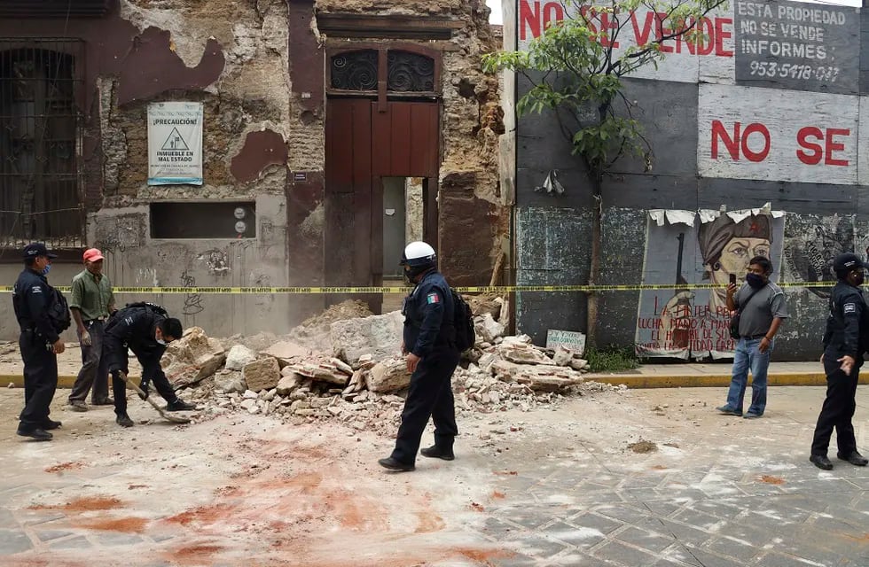 Los personas murieron y cientos fueron evacuadas tras el terremoto de 7.5 grados en el sur del país azteca. Gentileza @mundoenconflicto