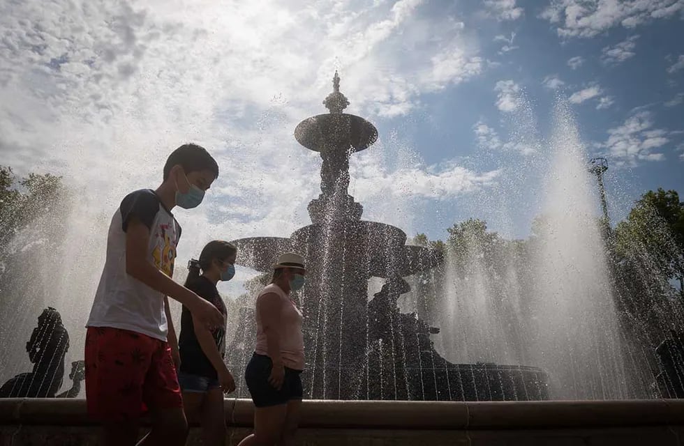 Se viene un fin de semana de alta temperatura en Mendoza. Foto: Ignacio Blanco / Los Andes