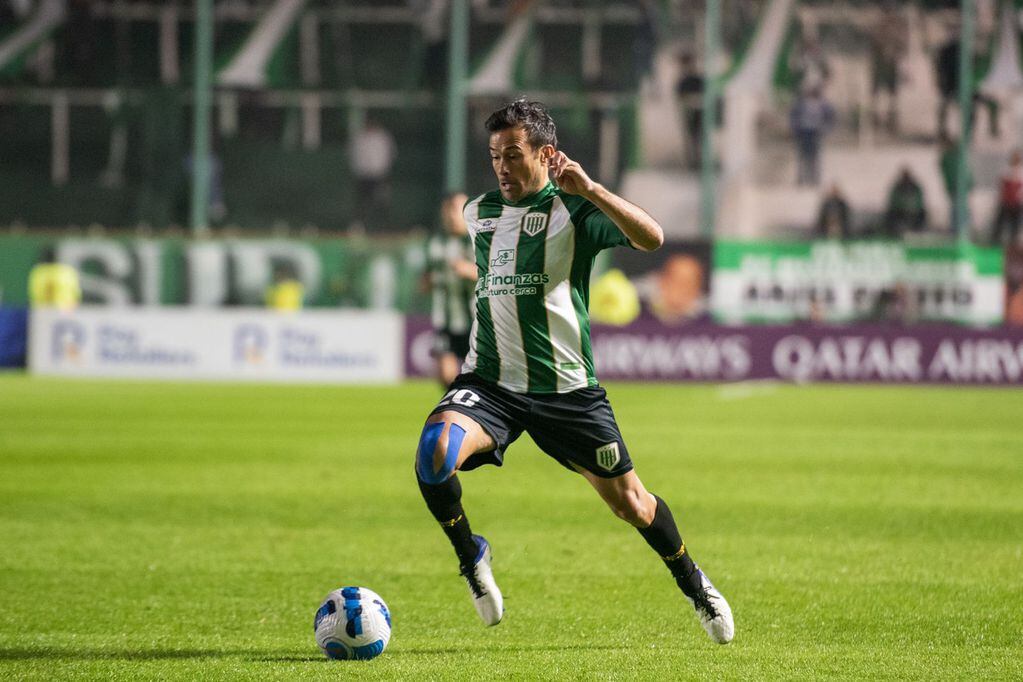 Darío Cvitanich se retiró del fútbol en el partido entre Banfield y la Universidad Católica de Ecuador. / Gentileza.