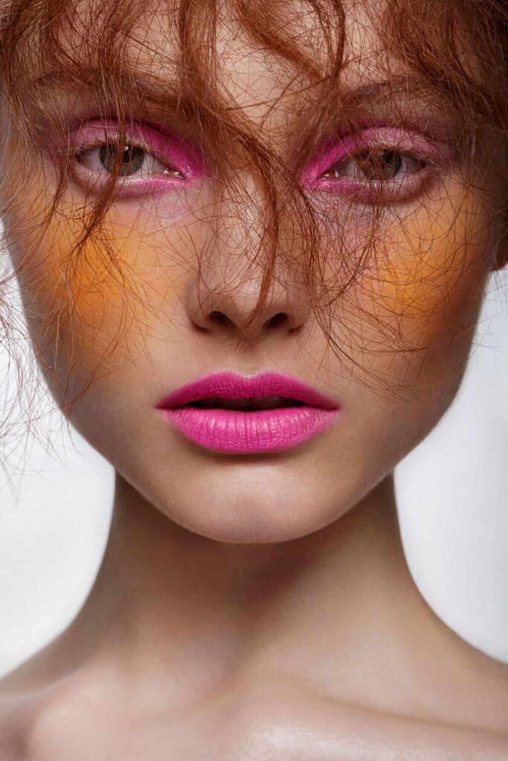Propuesta de las pasarelas internacionales sobre la tendencia que se viene en colores para make up.