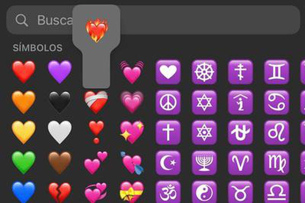 Esto significa el emoji del corazón prendido fuego de WhatsApp.