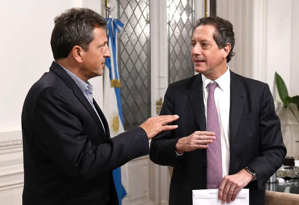 Sergio Massa, ministro de Economía, y Miguel Pesce, presidente del Banco Central.