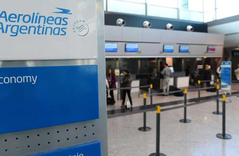 Aerolíneas Argentinas canceló sus operaciones a México, Brasil y Chile hasta el 9 de abril. Foto Archivo.