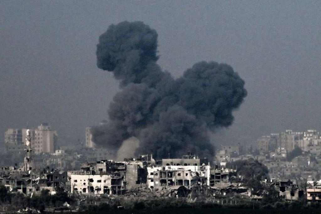 La Franja de Gaza tras los bombardeos israelíes de las últimas horas. Foto: BBC