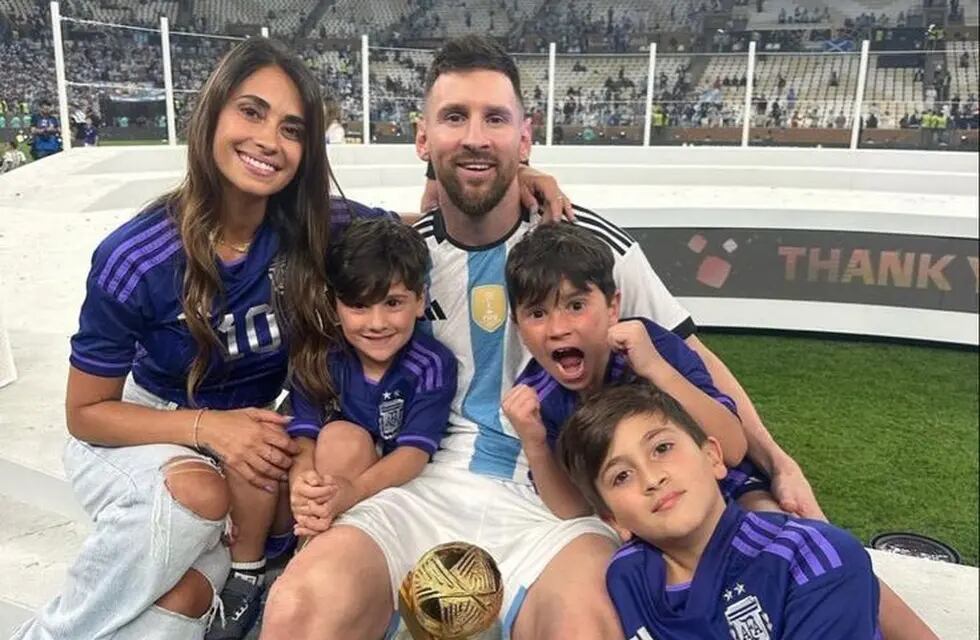 El sobrino de Lionel Messi mostró la foto que el 10 tiene en su perfil de WhatsApp.