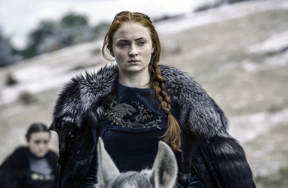 Cuidado con los spoilers: Sansa Stark reveló a sus amigos el final de Game of Thrones