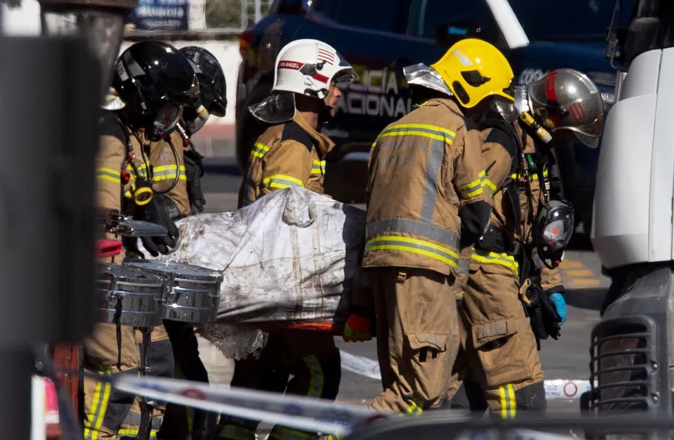 La Policía Nacional ha confirmado la muerte de once personas este domingo en el incendio del local de ocio de Murcia Fonda Milagros.