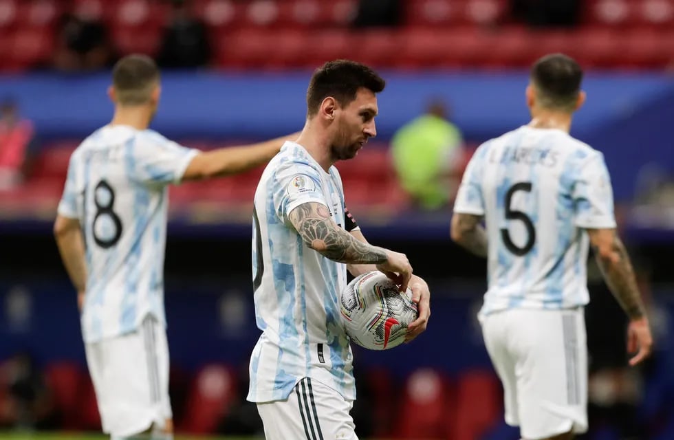 La Selección Argentina tiene el primer lugar de su grupo en la Copa América, pero su nivel no termina de convencer.