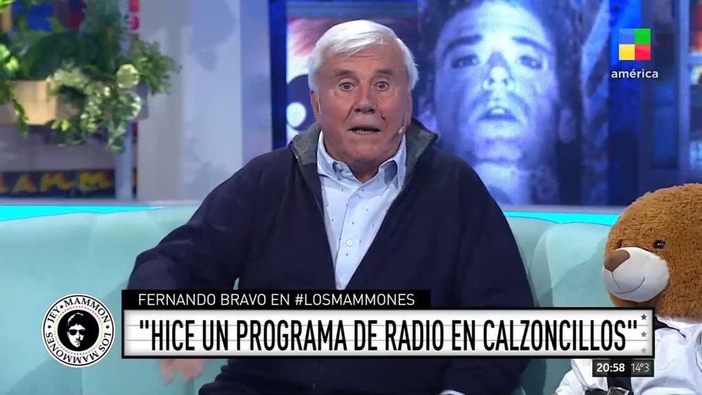 Fernando Bravo le confesó a Jey Mammón que hizo su programa de radio en calzoncillos.