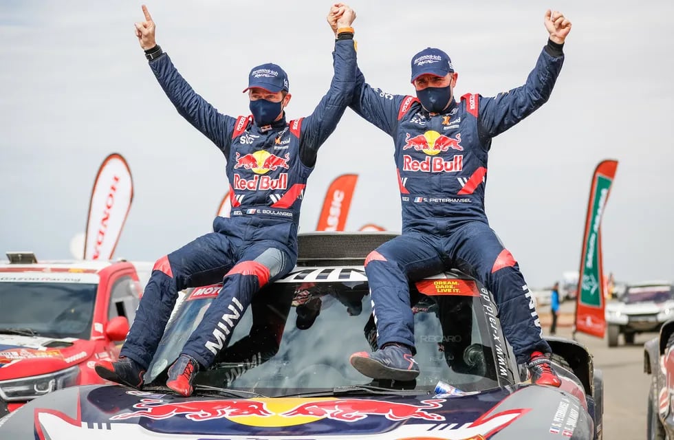 Stephane Peterhansel logró su triunfo número 14 en el Rally Dakar.
