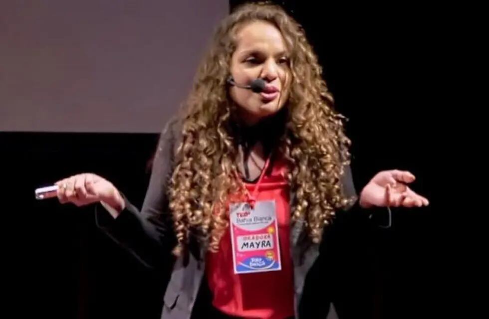 Mayra Arena en su charla TED.