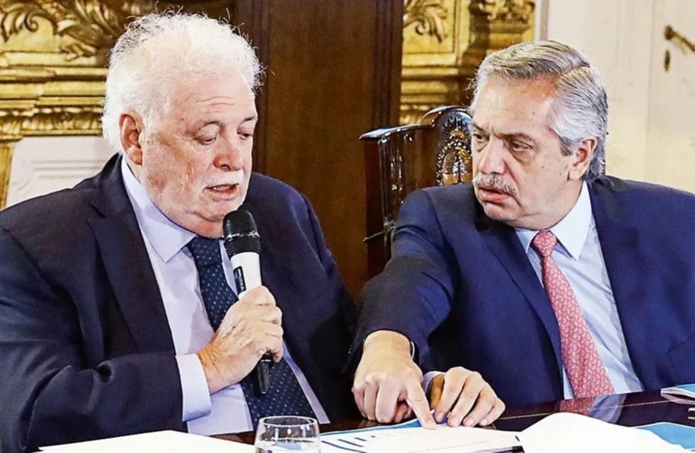 Ginés González García y Alberto Fernández en una foto de archivo