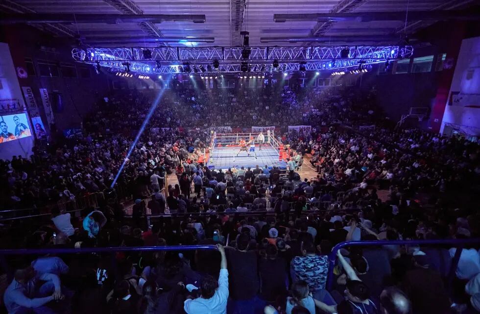 Boxeo solidario en Las Heras