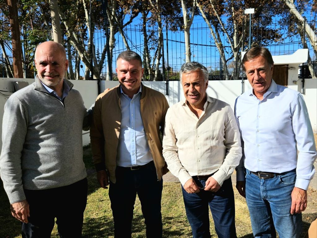 El precandidato presidencial del Pro, Horacio Rodríguez Larreta, también compartió una actividad con el precandidato a intendente de Godoy Cruz Diego Costarelli.
