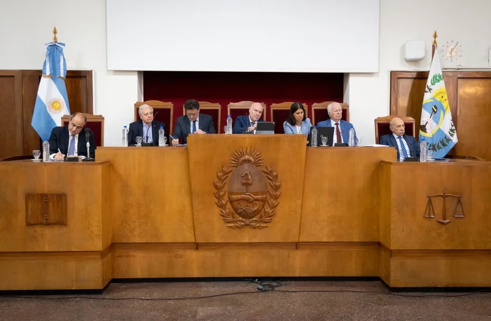 Los siete ministros de la Suprema Corte de Justicia. Foto: Ignacio Blanco / Los Andes