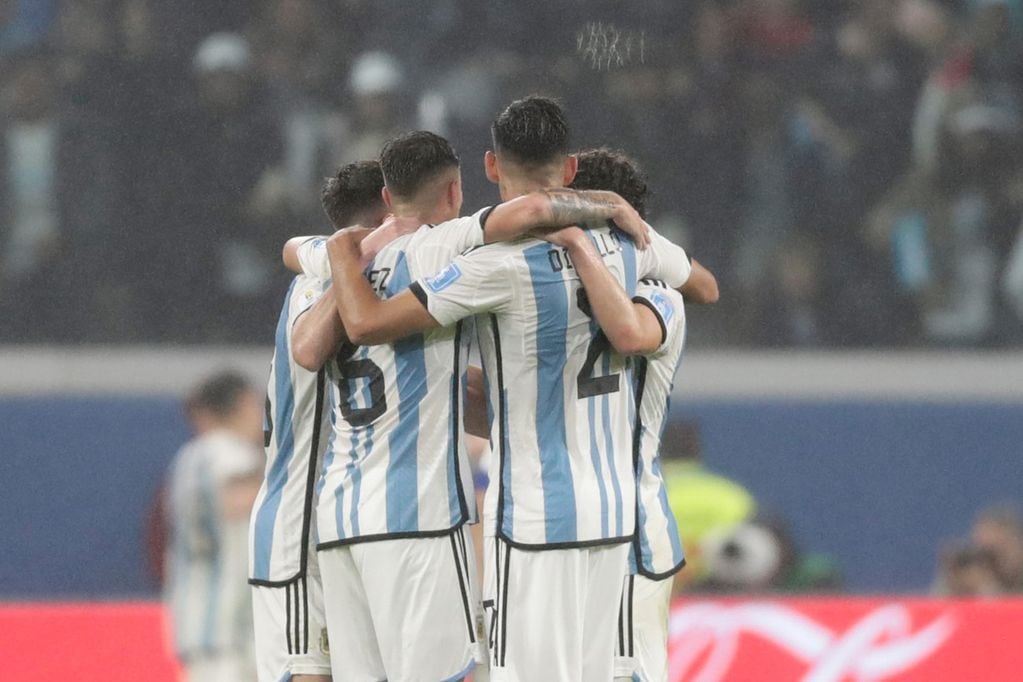 Argentina arrancó ganando el Mundial Sub 20 y quiere estirar el buen momento. (AP)