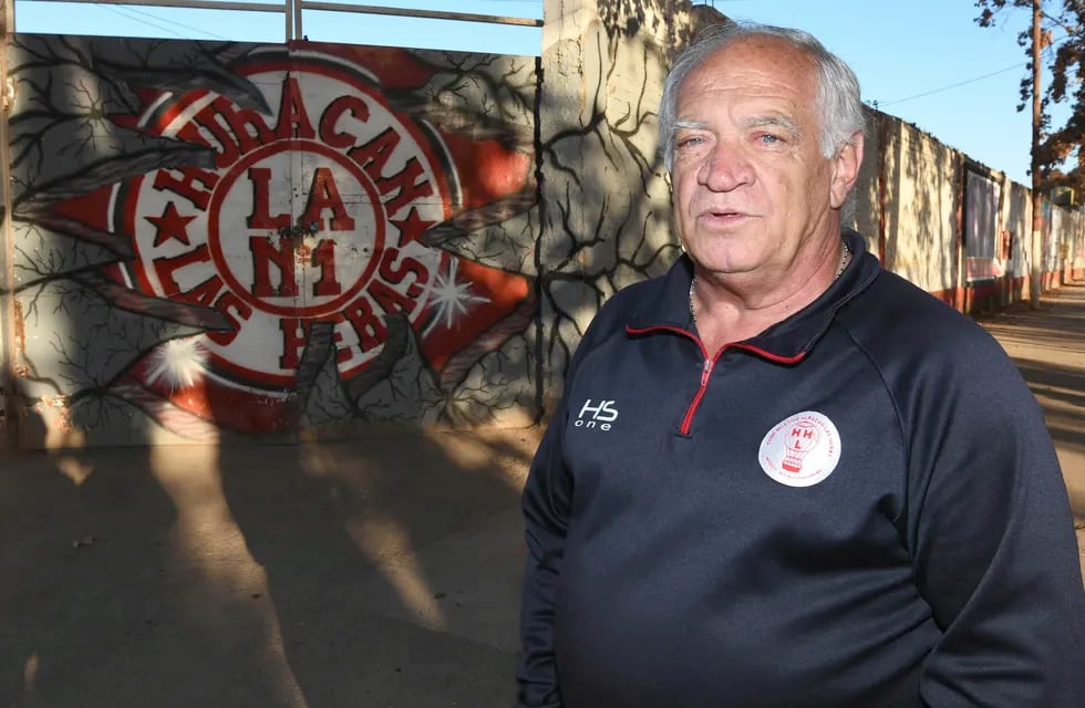 Rafael Giardini ex jugador de futbol y presidente del club de futbol de Huracan Las Heras. / José Gutiérrez