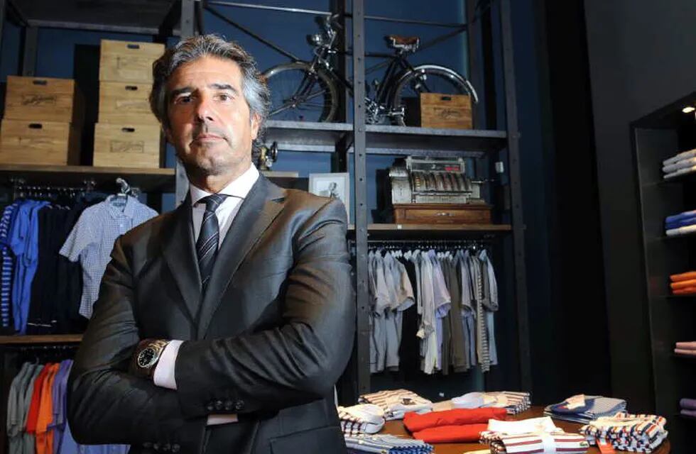 Gonzalo Peñalva: “En Mendoza, los hombres se visten sólo por necesidad”